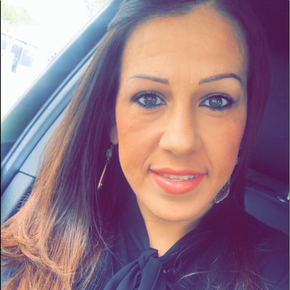 Meet your Posher, Yesica